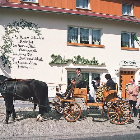 Familienhotel Zur Linde Panschwitz-Kuckau Bagian luar foto