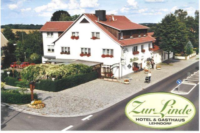 Familienhotel Zur Linde Panschwitz-Kuckau Bagian luar foto