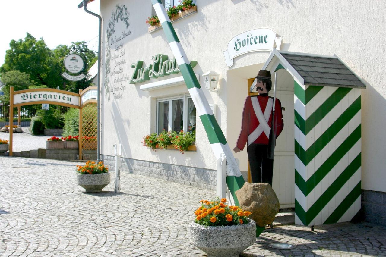 Familienhotel Zur Linde Panschwitz-Kuckau Bagian luar foto